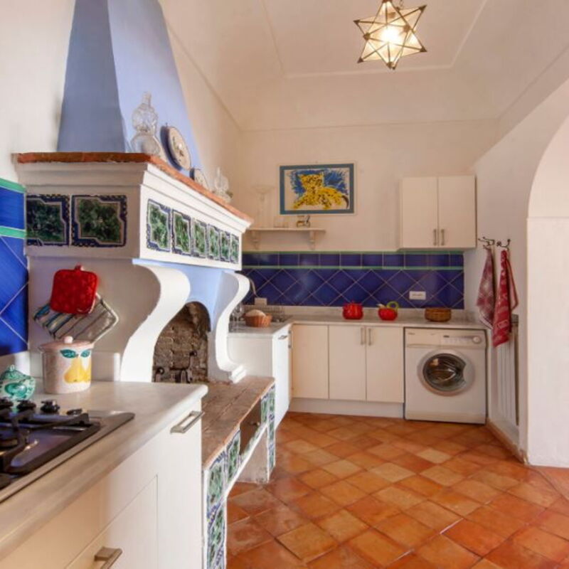 Torre Sponda - Casa Angelica, Private Beach: Autumn, Kitchen, Spring, Summer