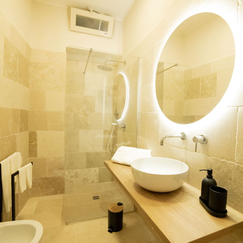 Villa Leonardo Luxury Locorotondo: Autumn, Bathroom, Spring, Summer