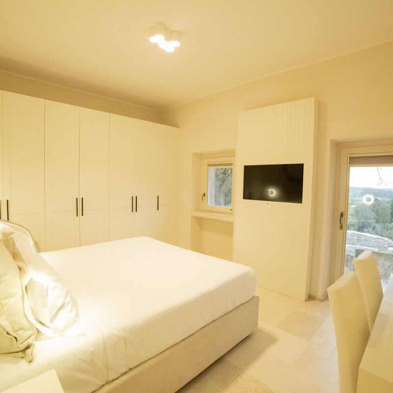 Villa Leonardo Luxury Locorotondo: Autumn, Bedroom, Spring, Summer