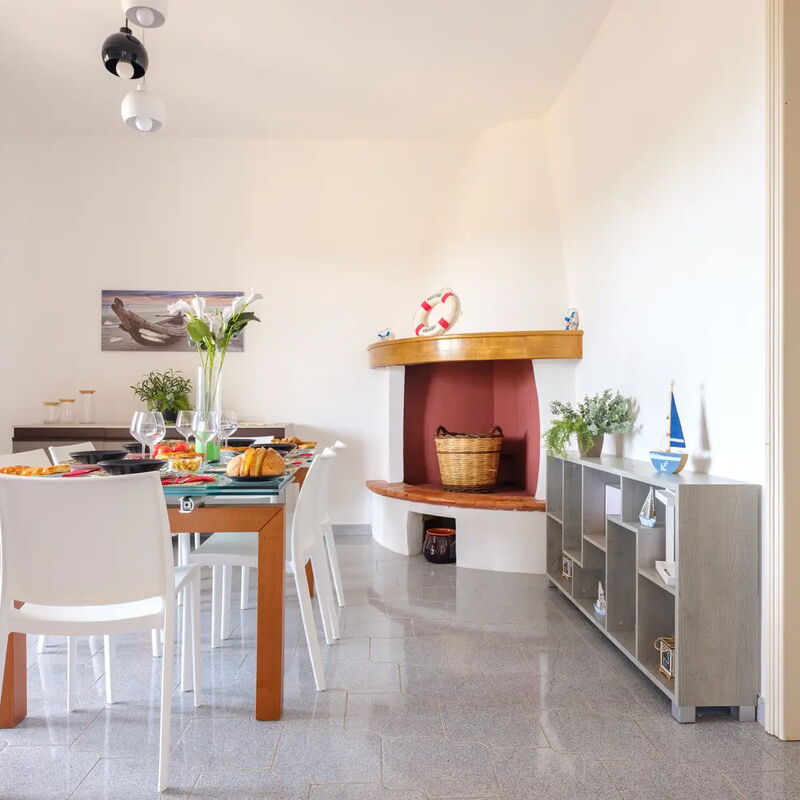 Casa Tramonto, Ac, Wifi, Torre Lapillo: Autunno, Estate, Primavera, Sala da pranzo, Soggiorno