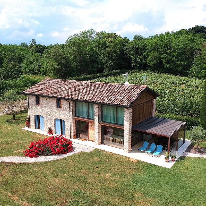 Villa Montello Pool, Jacuzzi, Ac, Wifi, Treviso: Autumn, Garden, Spring, Summer