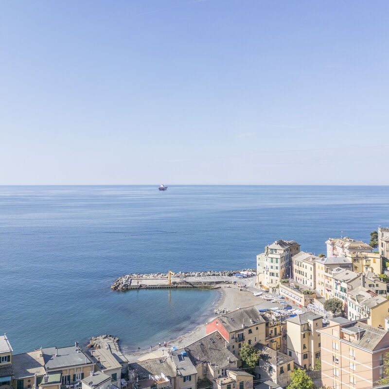 Central Design Flat With Parking, Bogliasco: Autumn, Building Exterior, Spring, Summer