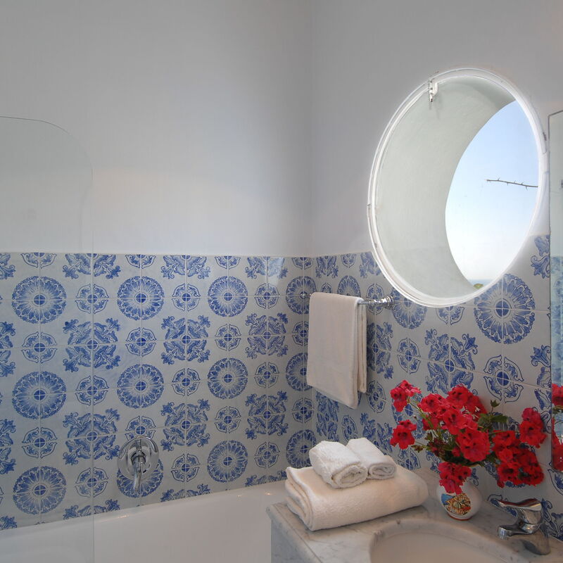 Torre Sponda - Cisterna Piccola, Private Beach: Autumn, Bathroom, Spring, Summer