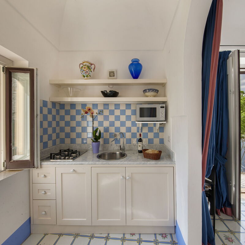 Torre Sponda - Cisterna Piccola, Private Beach: Autumn, Kitchen, Spring, Summer