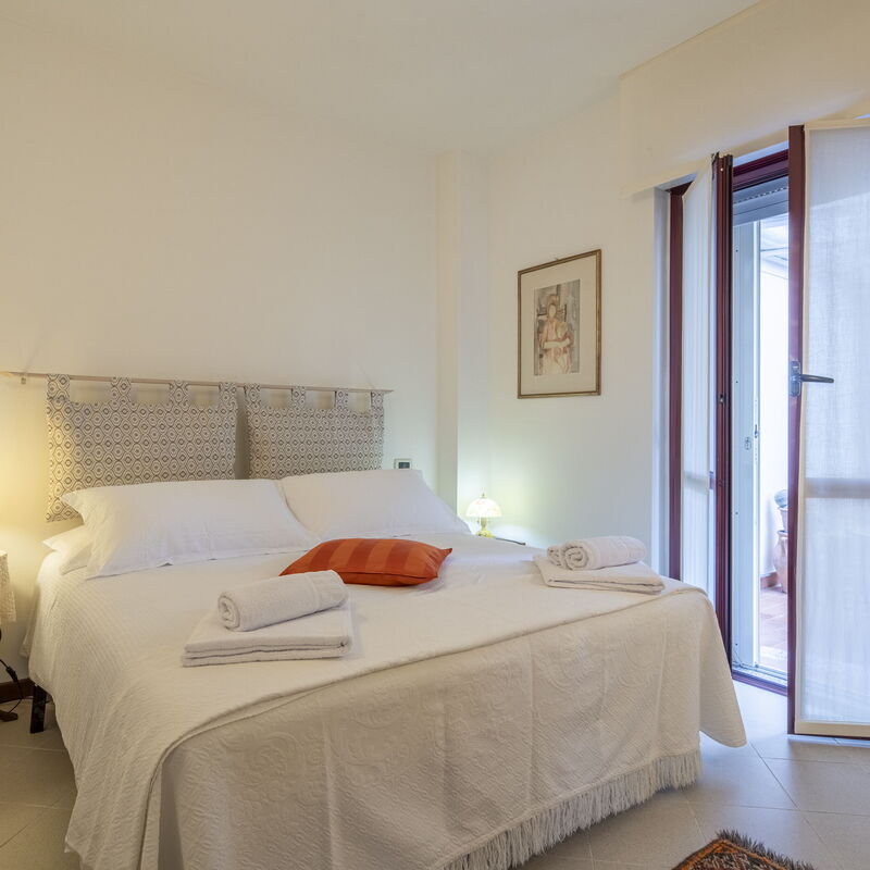 Bonaria Boutique House Ac, Wifi, Cinque Terre: Autumn, Bedroom, Spring, Summer