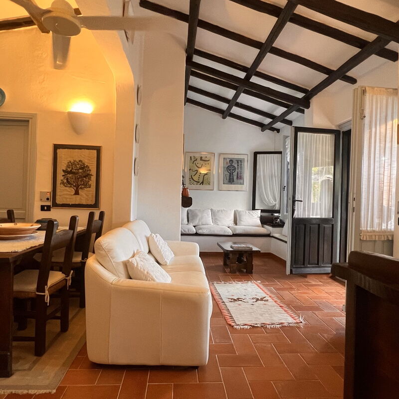 Villetta Oasi Belvedere, Budoni, Wifi, Ac: Autumn, Living Room, Spring, Summer