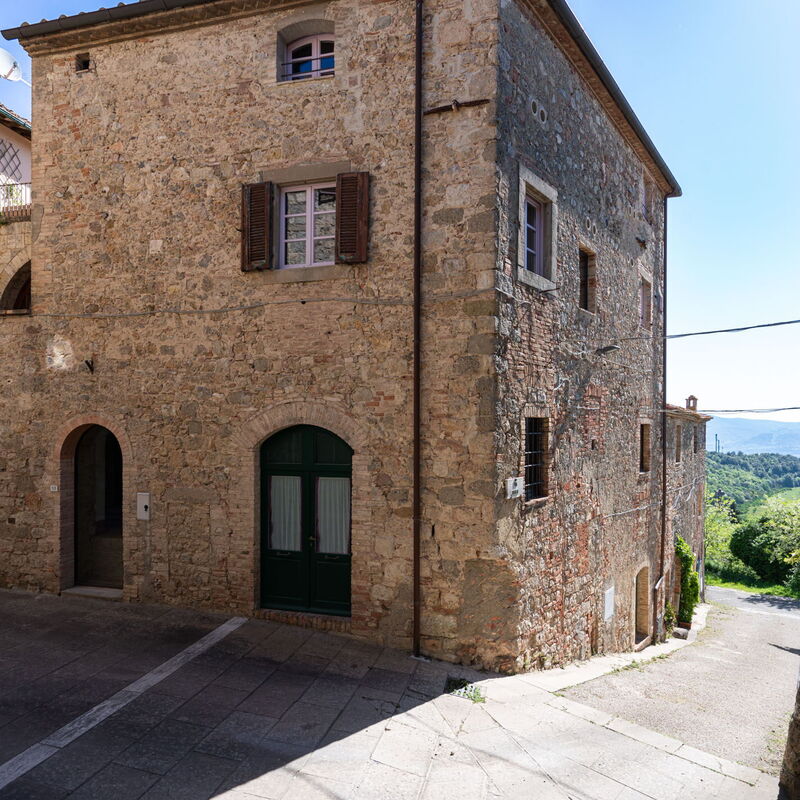 Mensano Old Town Apartment: Autumn, Building Exterior, Spring, Summer