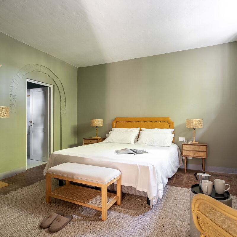 Relais Badia a Passignano: Autumn, Bedroom, Spring, Summer