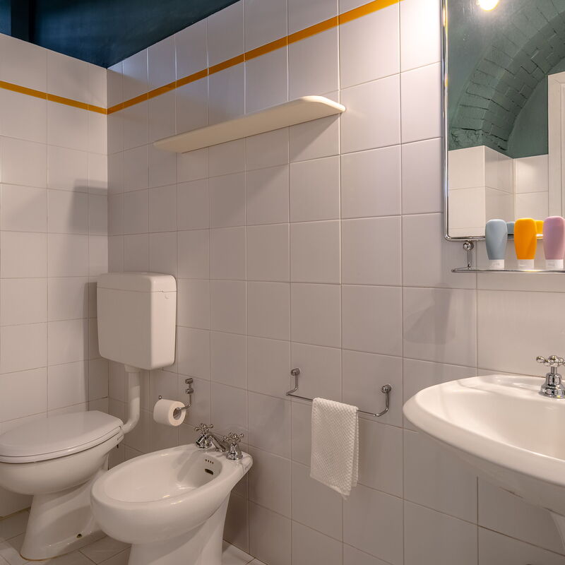 Relais Badia a Passignano: Autumn, Bathroom, Spring, Summer