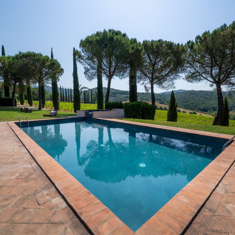 Relais Badia a Passignano: Autumn, Pool, Spring, Summer