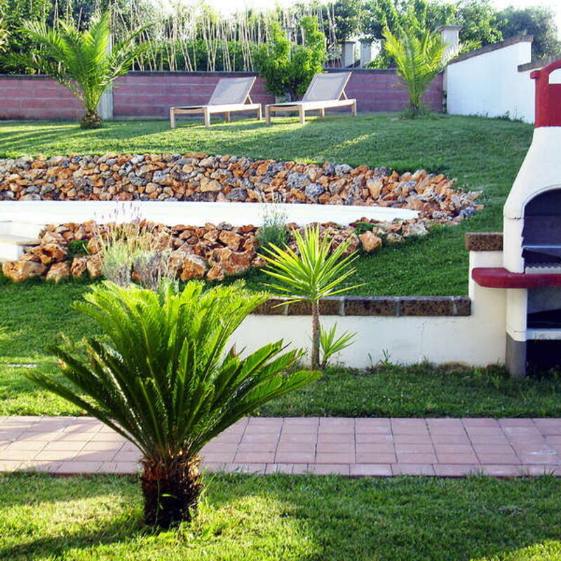 Apartment Pineto Pool ,wi-fi, Close To The Beach: Autumn, Garden, Spring, Summer