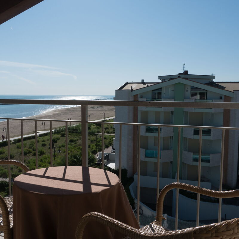 Residence Roseto, Pool, Seaview, Abruzzo: Autumn, Balcony / Terrace / Patio, Spring, Summer