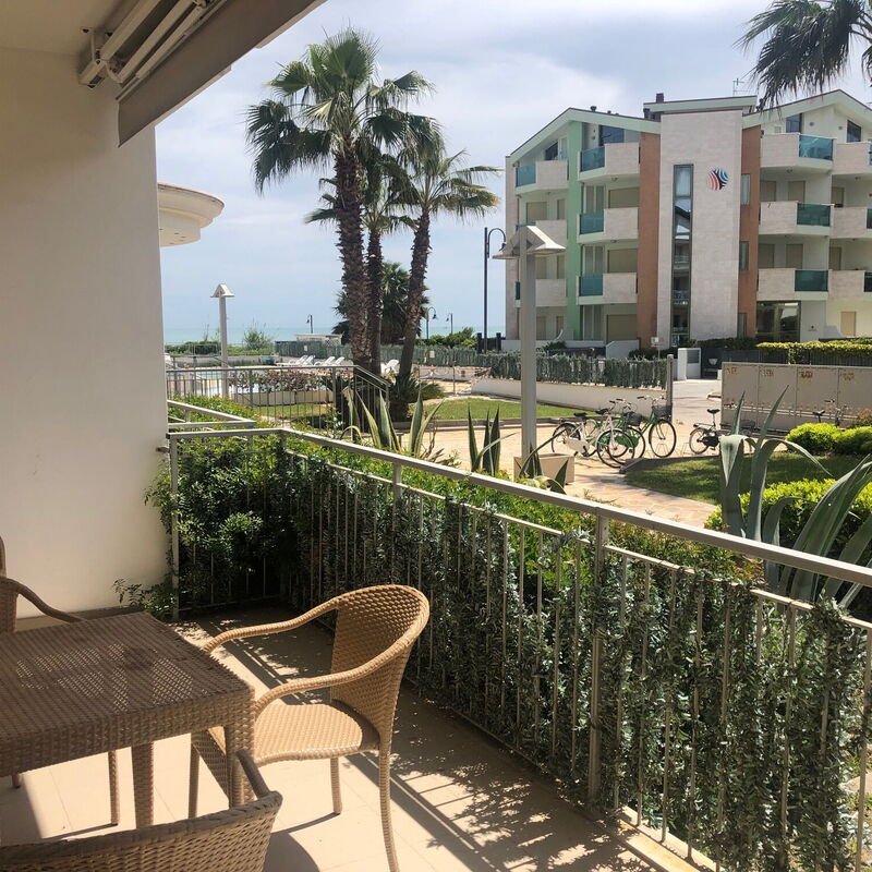 Residence Roseto, Pool, Seaview, Abruzzo: Autumn, Balcony / Terrace / Patio, Spring, Summer