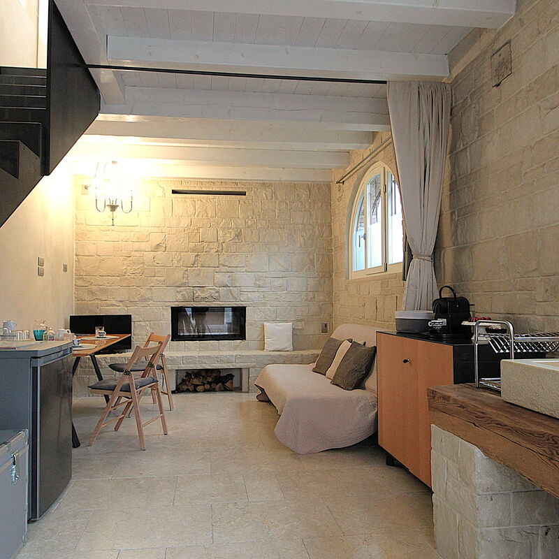 Design Loft, Romantic Retreat, Feltre: Autumn, Living Room, Spring, Summer