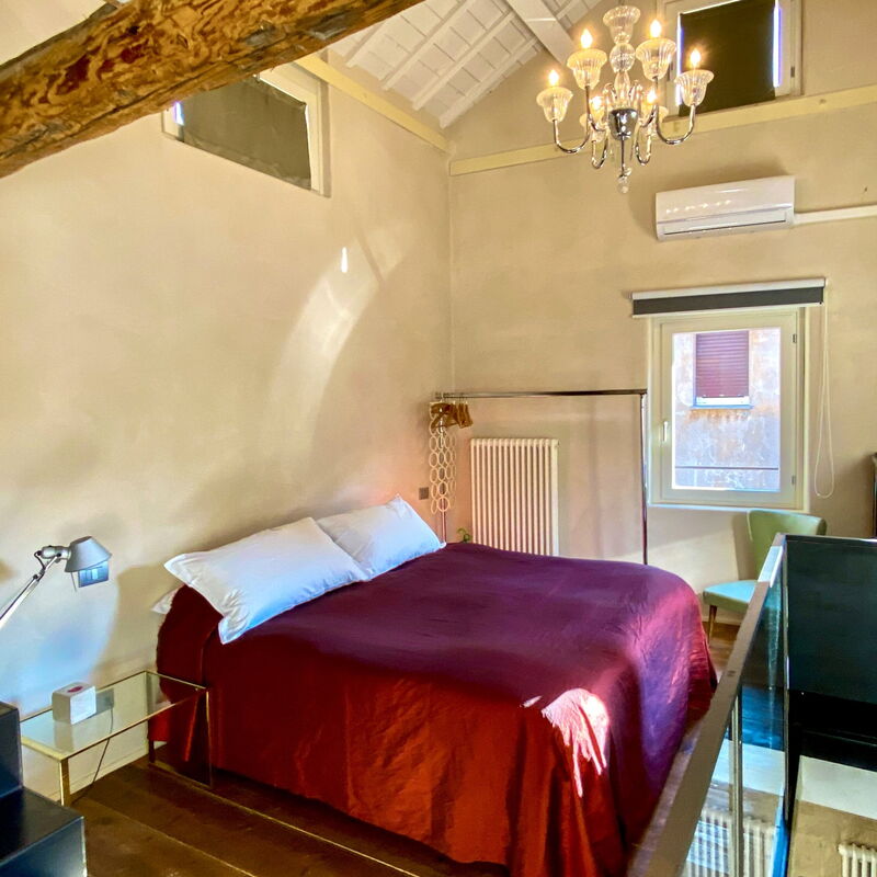 Design Loft, Romantic Retreat, Feltre: Autumn, Bedroom, Spring, Summer