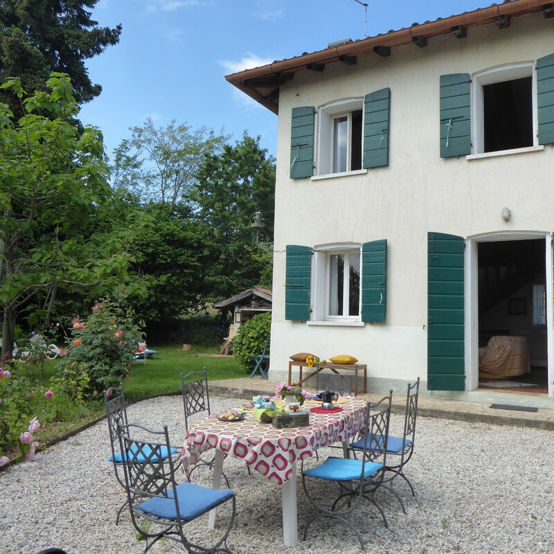 Casa Ballo delle Streghe, Garden, Montebelluna: Autumn, Building Exterior, Garden, Spring, Summer