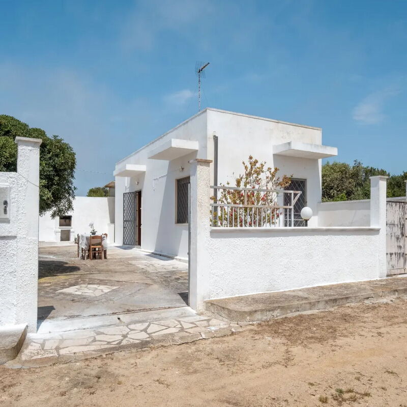 Villetta Serena, Porto Cesareo: Autumn, Main Entrance, Spring, Summer