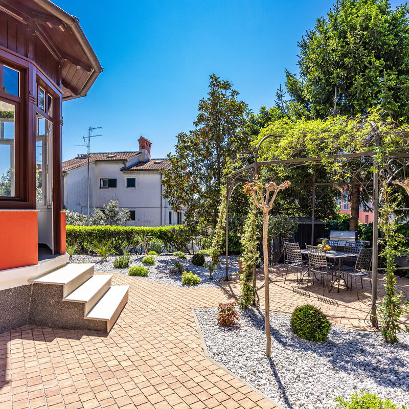 Luxury Villa Accione Opatija: Autumn, Building Exterior, Spring, Summer