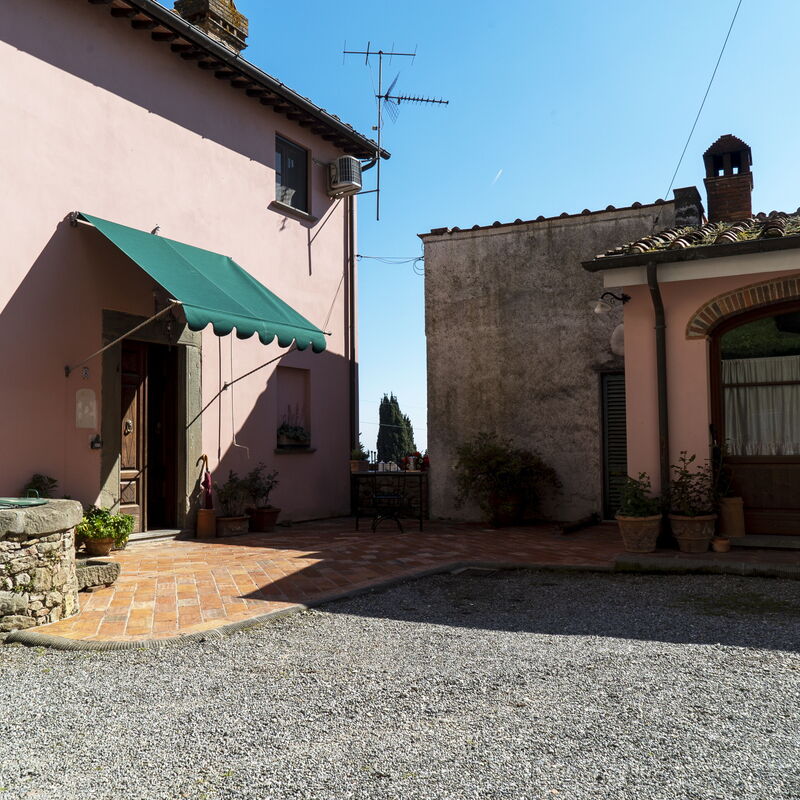 Country Historical House Lucca: Autumn, Main Entrance, Spring, Summer