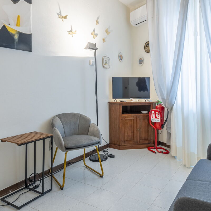 Casa Gioia In Lucca: Autumn, Bedroom, Kitchen, Living Room, Spring, Summer