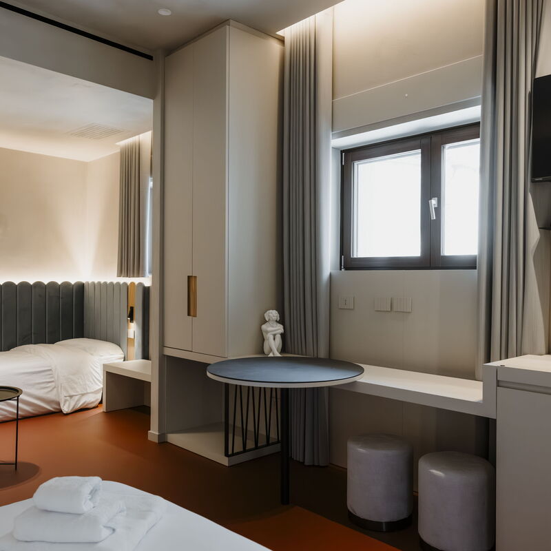 Deb&spa: Autumn, Bedroom, Spring, Summer