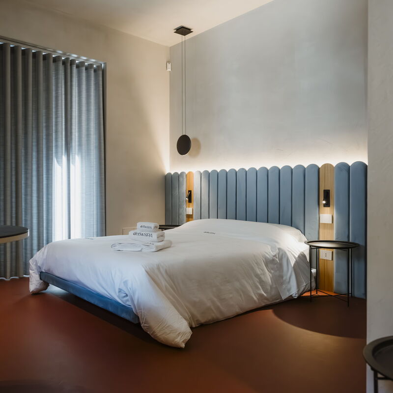 Deb&spa: Autumn, Bedroom, Spring, Summer