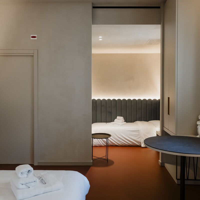 Deb&spa: Autumn, Bedroom, Spring, Summer