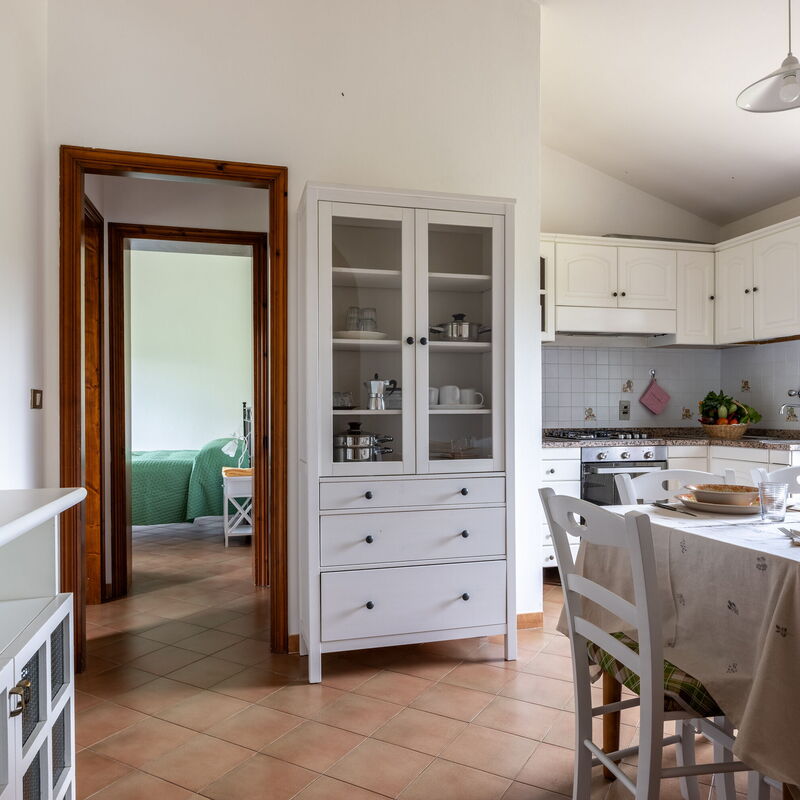 Oliveto Del Cantarello: Autumn, Kitchen, Spring, Summer