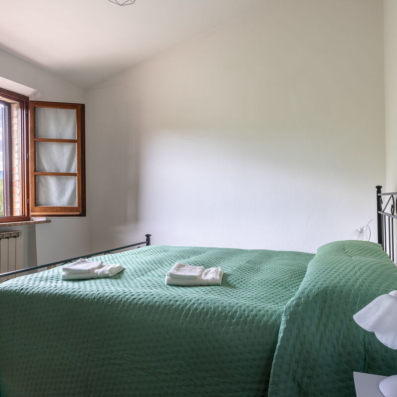 Oliveto Del Cantarello: Autumn, Bedroom, Spring, Summer