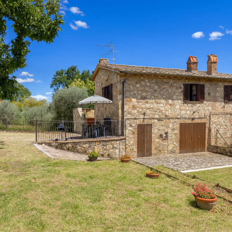 Oliveto Del Cantarello: Autumn, Garden, Spring, Summer