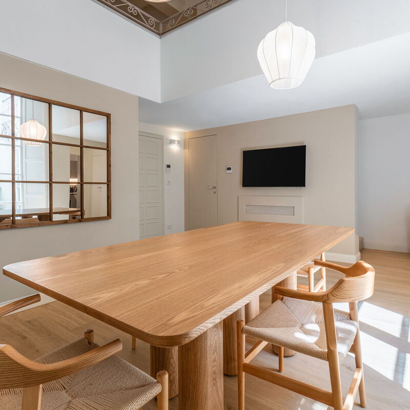 Elegant Apartments Near The Duomo: Autumn, Living Room, Spring, Summer