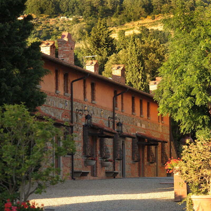 La Piazza Di San Donato: la-piazza-di-san-donato-reggello-multiproperty-piazza-1-bilo-external