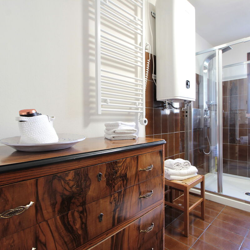 Villa Rosa Apartment: Autumn, Spring, Summer