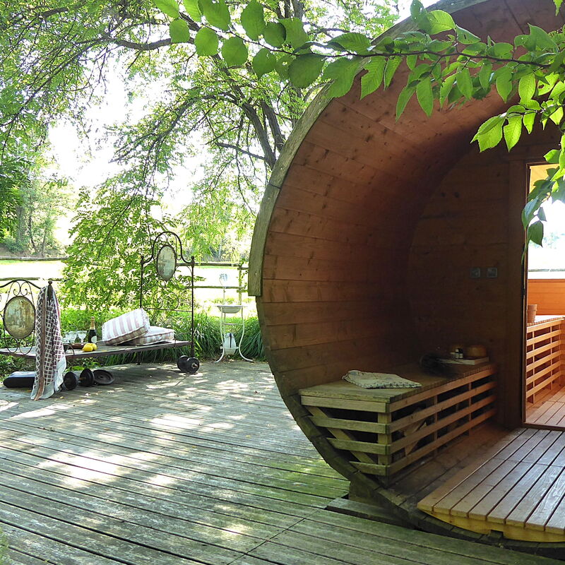 Villa Poggio Zucchino, Pool, Wellness, Piacenza: Autumn, Garden, Spring, Summer