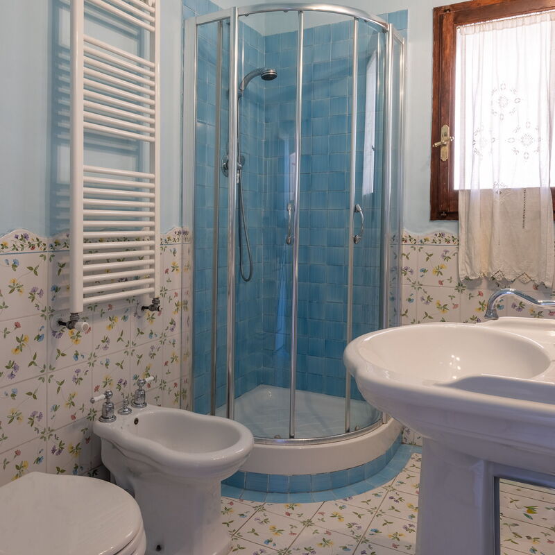 Cuore Di Firenze Apartment: Automne, Été, Printemps, Salle de bain