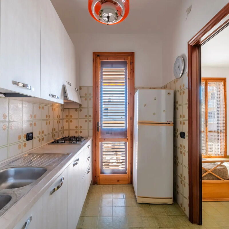 Villetta Marinaci, Porto Cesareo: Autumn, Kitchen, Spring, Summer