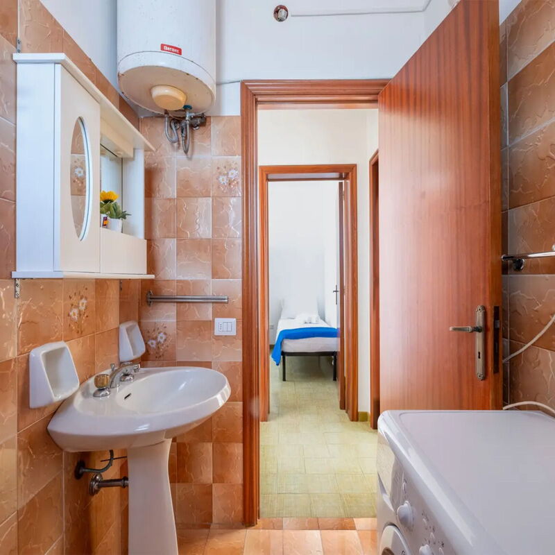 Villetta Marinaci, Porto Cesareo: Autumn, Bathroom, Spring, Summer