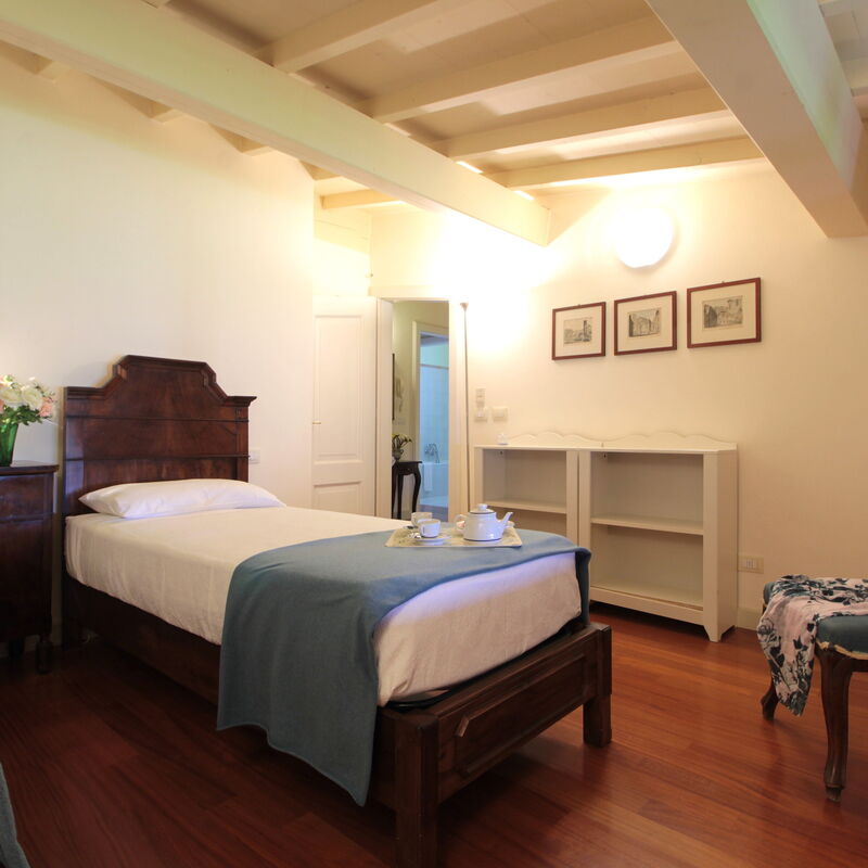 Calicantus, Verona, Pool, Wifi: Autumn, Bedroom, Spring, Summer