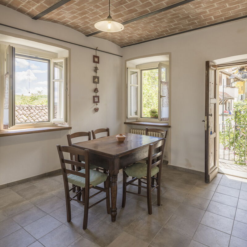 Arpusè - Ca' Fredo Apartment with Pool: Frühling, Herbst, Küche, Sommer