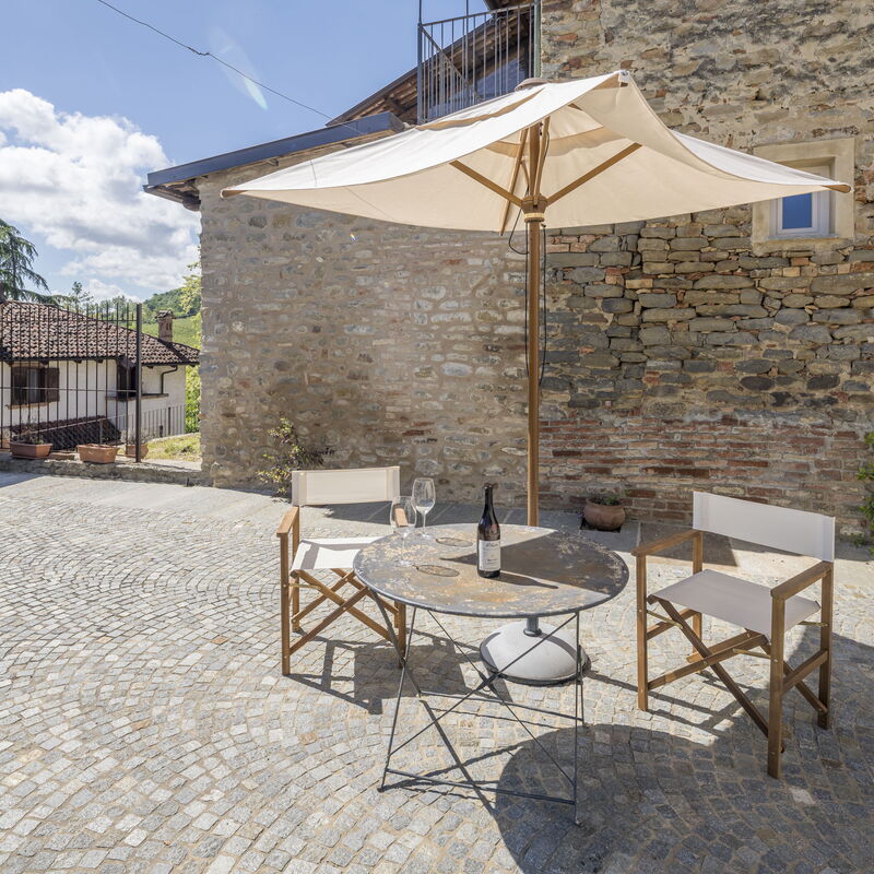 Arpusè - Ca' Renato Grane' Apartment with Pool: Außen, Frühling, Herbst, Sommer