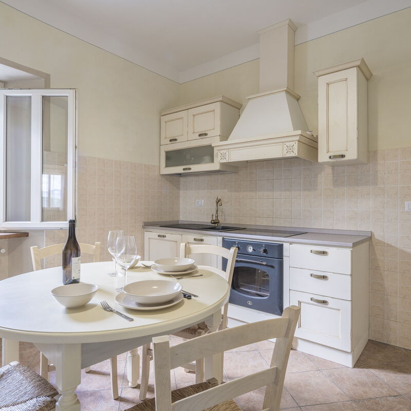 Arpusè - Ca' Renato Grane' Apartment with Pool: Frühling, Herbst, Küche, Sommer