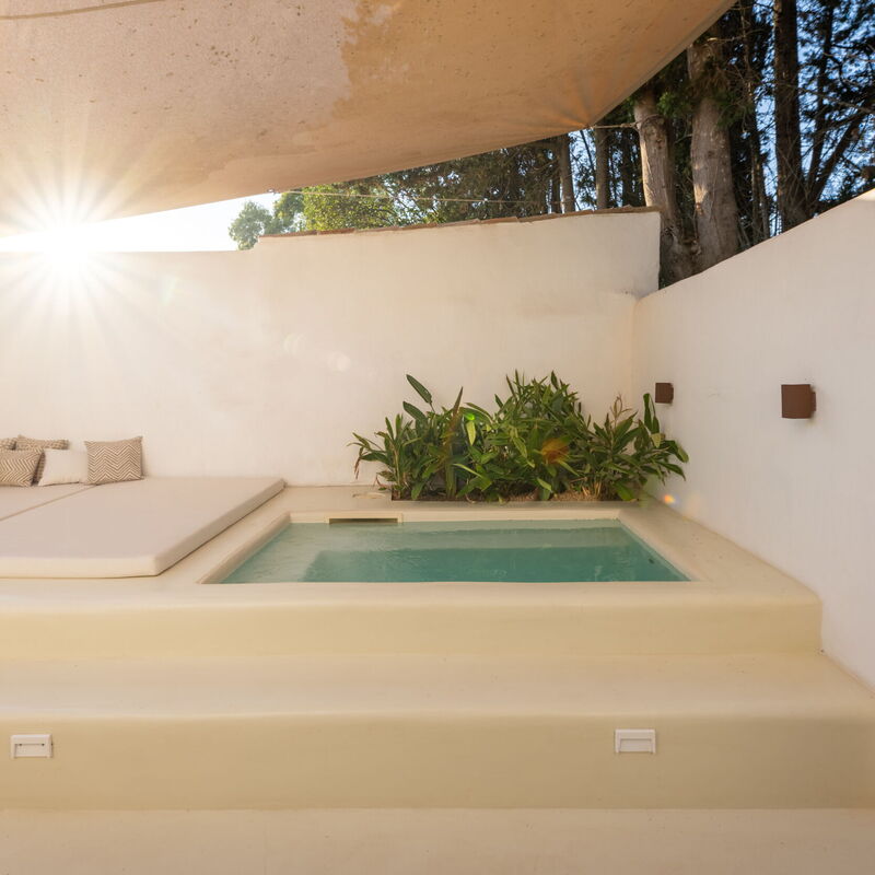 Palazzo Villani Lubelli: Autumn, Pool, Spring, Summer