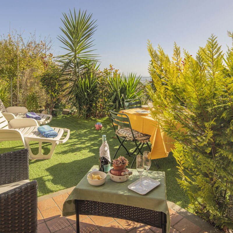 Casa di Bruna Seaview, Albenga: Autumn, Garden, Spring, Summer