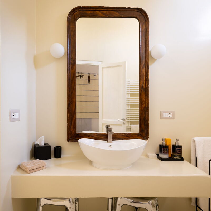 Casa Corte - Palazzo Villani Lubelli: Autumn, Bathroom, Spring, Summer