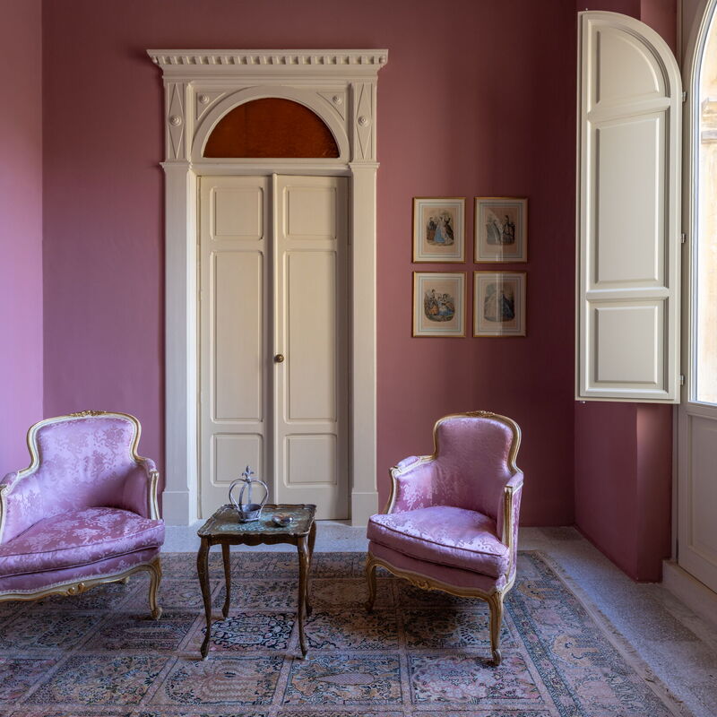 Royal Apartment - Palazzo Villani Lubelli: Autumn, Living Room, Spring, Summer
