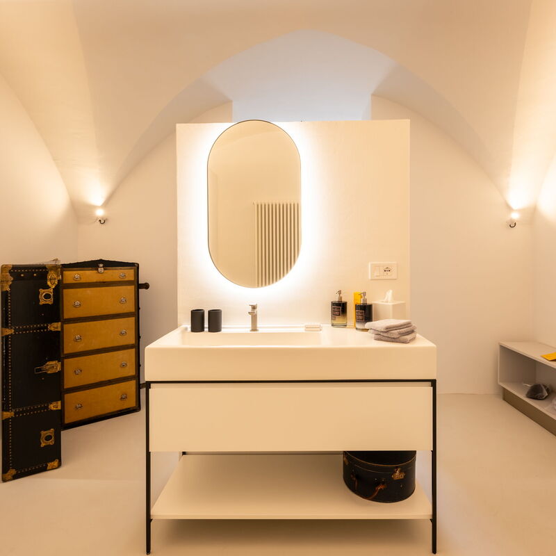 Garden Apartment - Palazzo Villani Lubelli: Autumn, Bathroom, Spring, Summer