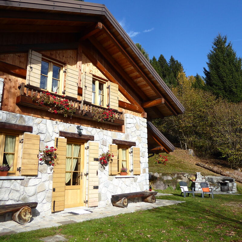 Chalet Genzianella: Autumn, Main Entrance, Spring, Summer