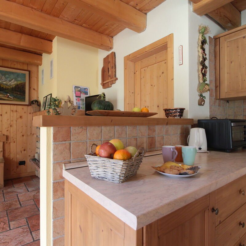 Chalet Genzianella: Autumn, Kitchen, Spring, Summer