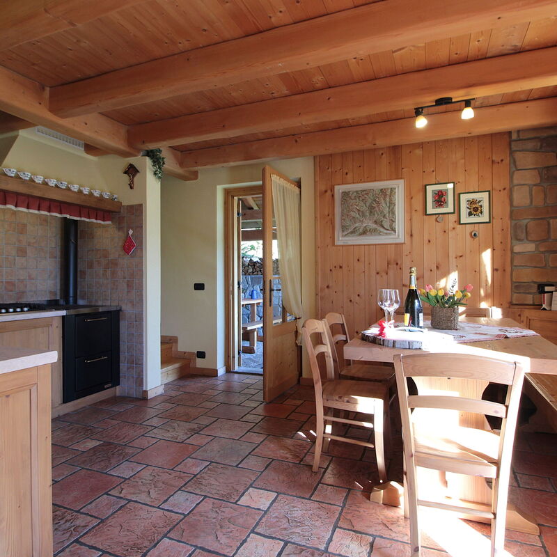 Chalet Genzianella: Autumn, Kitchen, Spring, Summer