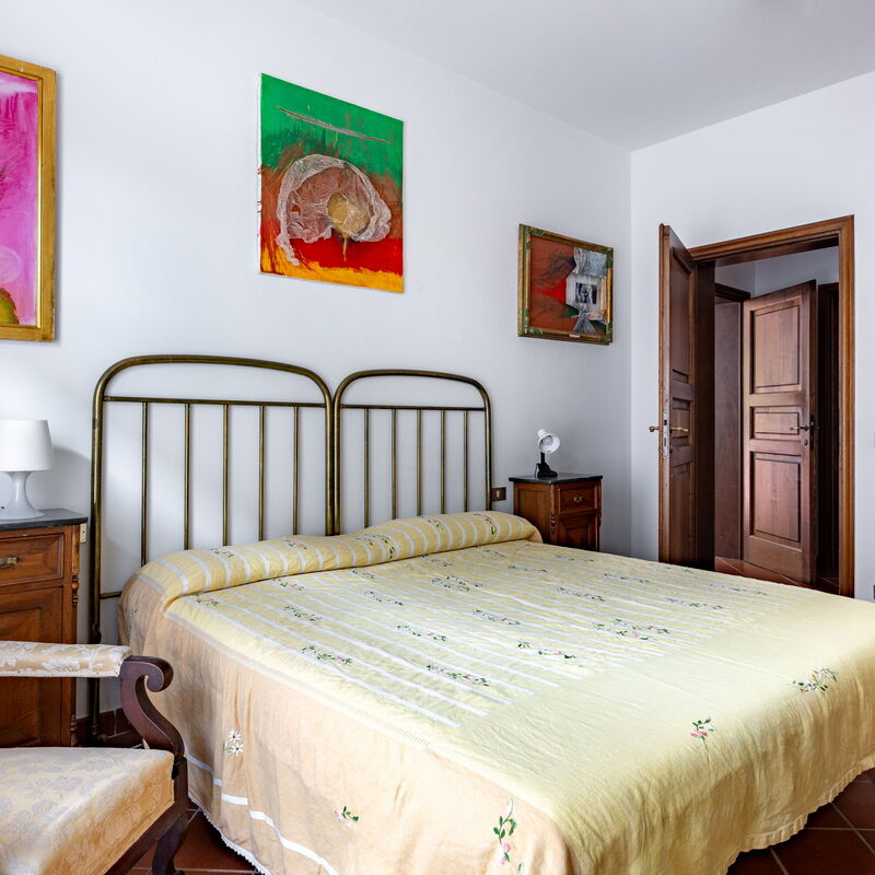Il Ferrone Apartment With Garden - Greve In Chianti: Autumn, Bedroom, Spring, Summer